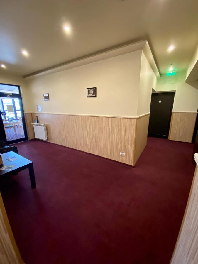 Pensiunea Rix Rooms Focsani Ngoại thất bức ảnh