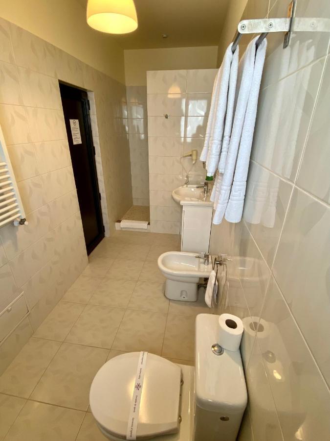 Pensiunea Rix Rooms Focsani Ngoại thất bức ảnh