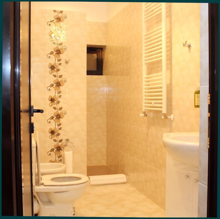 Pensiunea Rix Rooms Focsani Phòng bức ảnh